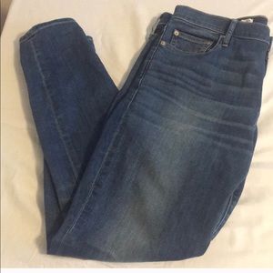 Gap size 33r True Skinny resolution